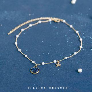 Faux Pearl Alloy Disc Choker Blue Rhinestone - Gold - One Size