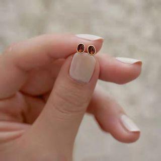 Rhinestone Oval Stud Earring