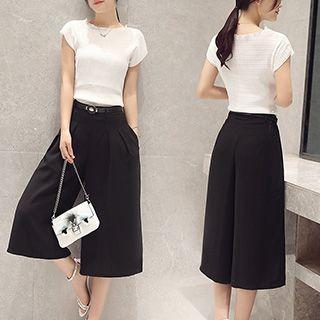 Set: Plain Short-sleeve Top + Wide Leg Cropped Pants