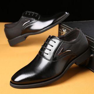 Metal Accent Lace-up Shoes
