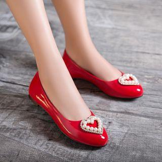 Faux Pearl Heart Patent Flats