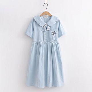 Short-sleeve Collar Flower Embroidered A-line Dress