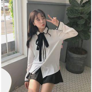 Wave Trim Tie-neck Blouse