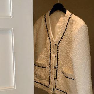 V-neck Contrast-trim Tweed Jacket Ivory - One Size