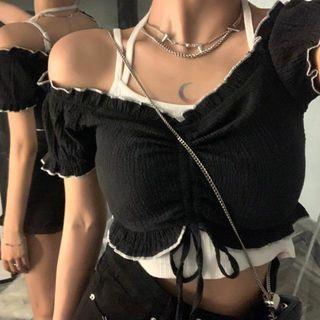 Halter Top / Short-sleeve Off Shoulder Top