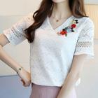 V-neck Lace Short-sleeve Top