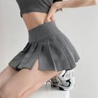 Side-slit Pleated Mini Skirt