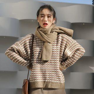 Plaid Sweater / Plain Scarf