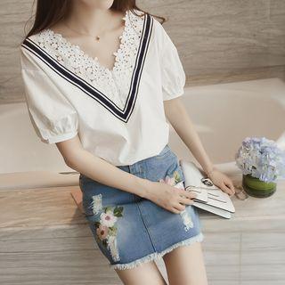 Short Sleeve Lace Trim V-neck Blouse