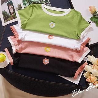 Small Flower Embroidered Short-sleeve T-shirt