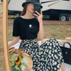 Floral Embroidered Lettuce Edge Short-sleeve T-shirt