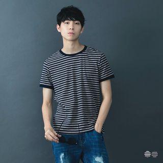 Men Stripes Round Neck Tee