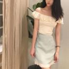 Ruffle Off-shoulder Slim-fit Top / High-waist Skirt