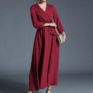 V-neck 3/4 Sleeve Tie-waist Maxi Dress
