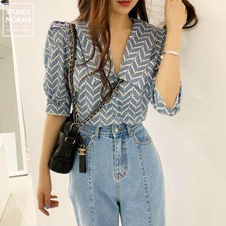 Short-sleeve Zigzag Print Blouse