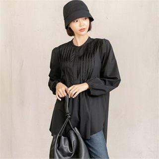 Half-placket Pintuck-detail Dip-back Blouse