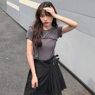 Round-neck Slim-fit Cropped Top