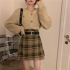 V-neck Cropped Cardigan / Plaid Mini A-line Skirt