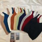 Plain V-neck Slim-fit Tank Top