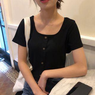 Short-sleeve Buttoned U-neck T-shirt