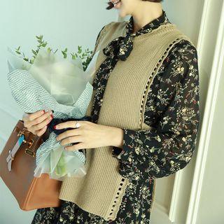 Open-side Pointelle Knit Vest