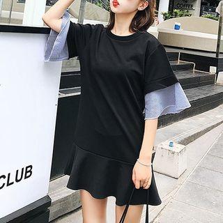 Frilled Short-sleeve Panel T-shirt Dress