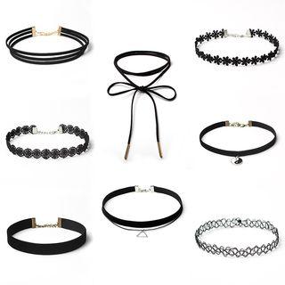 Choker Set (8 Pieces)