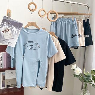 Set : Printed Letter Split Oversize Top + High-waist Shorts
