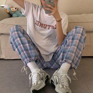 Round-neck Print Short-sleeve T-shirt / High-waist Loose-fit Plaid Pants