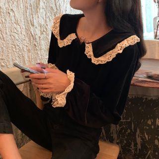 Bell-sleeve Lace Trim Velvet Blouse Black - One Size