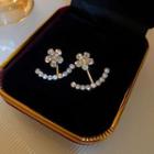 Flower Rhinestone Swing Earring 1 Pair - Earrings - Silver Pin - Flower - Gold & Silver - One Size
