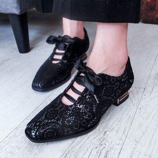 Heeled Lace-up Shoes