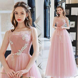 Spaghetti Strap Floral Applique Tiered Tulle Evening Gown