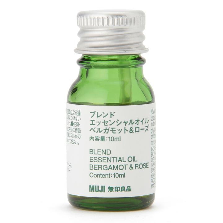 Muji - Blended Essential Oil (bergamot & Rose) 10ml