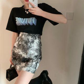Short-sleeve Lettering T-shirt / Tie Dye Mini Pencil Skirt