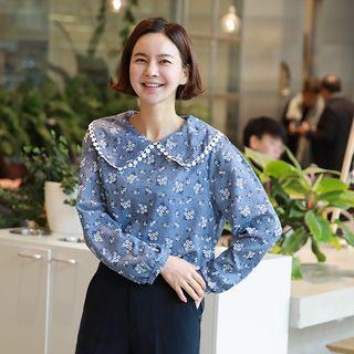 Puritan-collar Floral Blouse