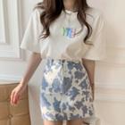 Elbow-sleeve Lettering Print T-shirt / Cow Print Denim Mini Pencil Skirt