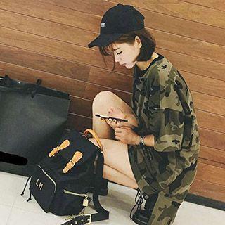Ripped Camouflage Elbow-sleeve T-shirt