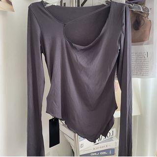 Long-sleeve Cutout Asymmetrical Crop T-shirt