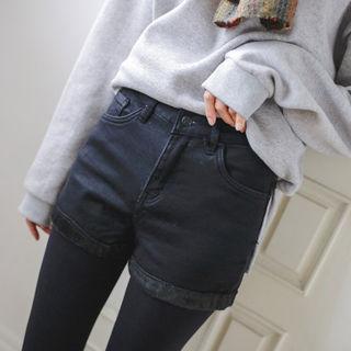 Cuff-hem Coral-fleece Lined Shorts