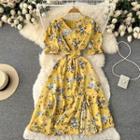 V-neck Retro Floral Puff Short-sleeve Dress