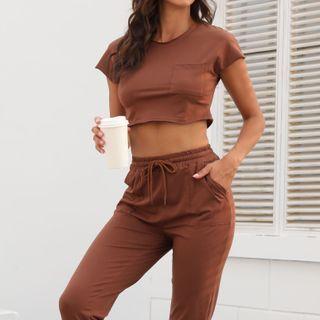 Set: Long-sleeve Cropped Sports T-shirt + Sweatpants
