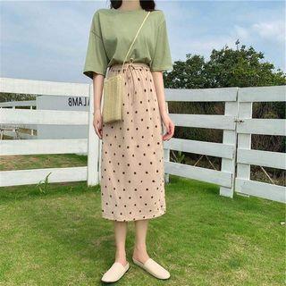 Short-sleeve Plain Tee / Drawstring Polka Dot Skirt