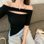 Short-sleeve Cutout Off-shoulder Top