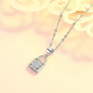 Lock Pendant Necklace Platinum Plating - One Size