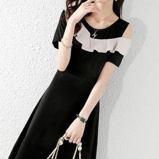 Short-sleeve Cold-shoulder Ruffle Mini A-line Dress