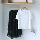 Short-sleeve Plain T-shirt / Midi Layered Skirt