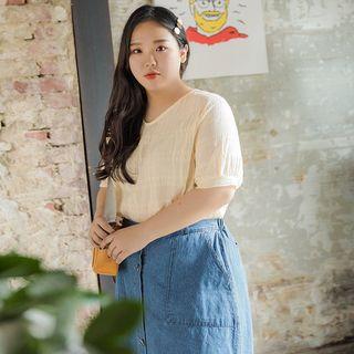 V-neck Puff-sleeve Crinkled Top