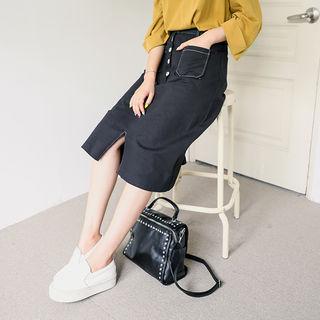 Dual-pocket Buttoned Midi Skirt