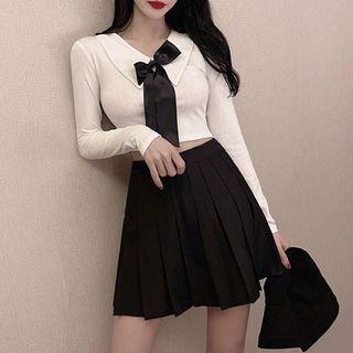 Set: Long-sleeve Crop Top + Pleated Skirt